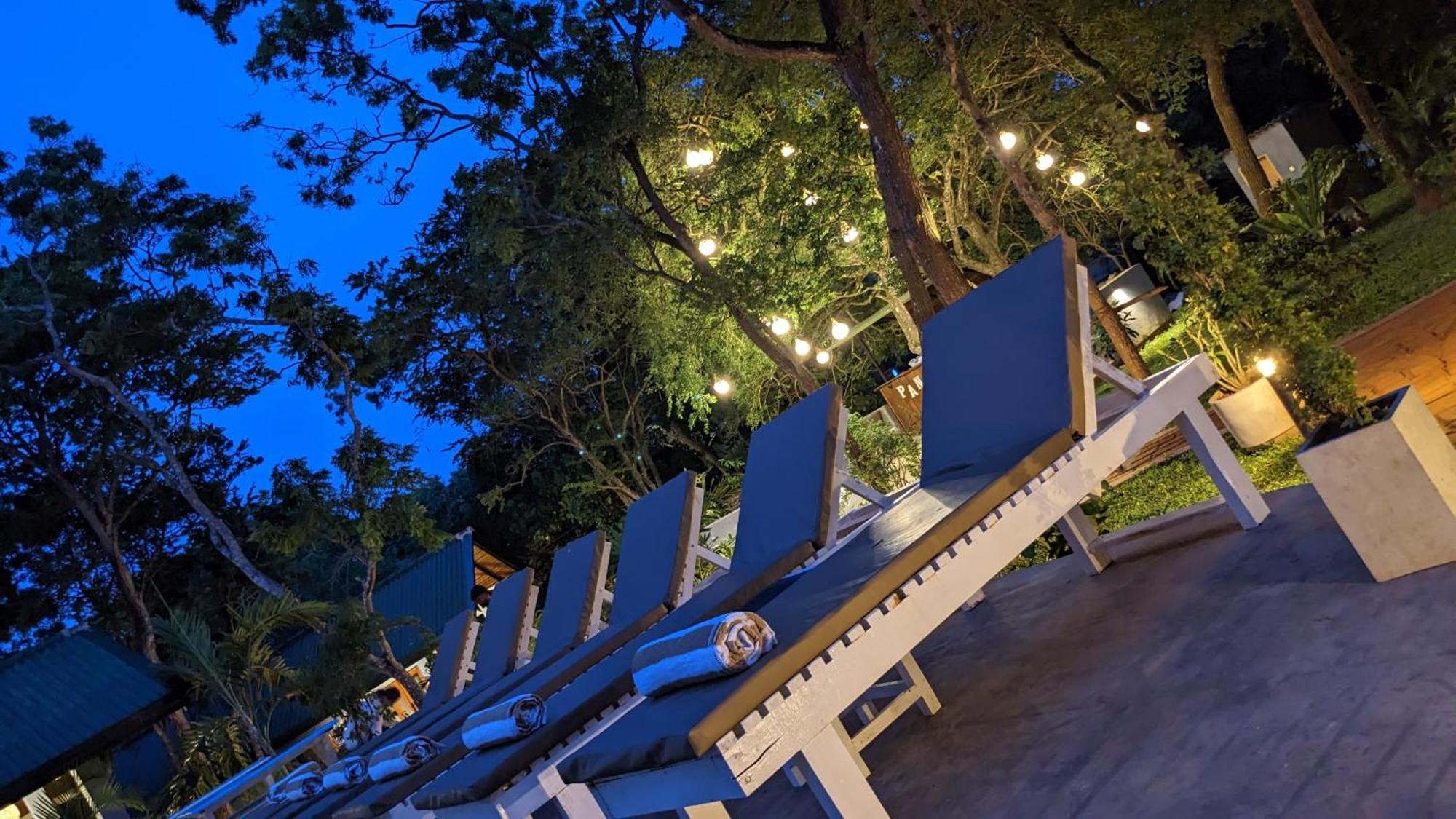 Maritime Nest Cabanas Тангале Екстериор снимка