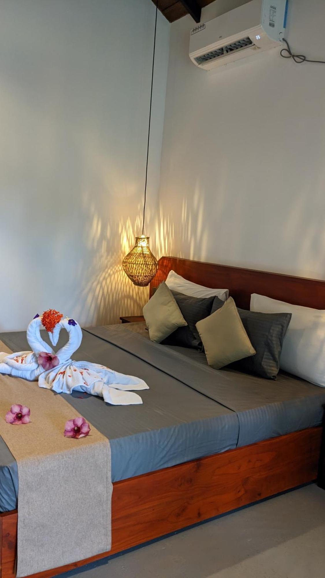 Maritime Nest Cabanas Тангале Екстериор снимка